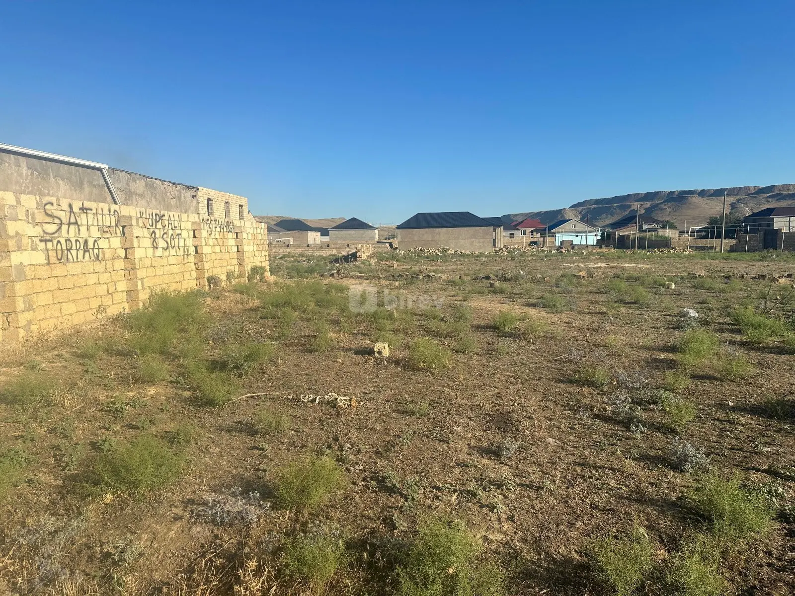 Torpaq, Qobu q., Lökbatan yolu, Məhəmməd Füzuli küç., Abşeron rayonu — şəkil 1