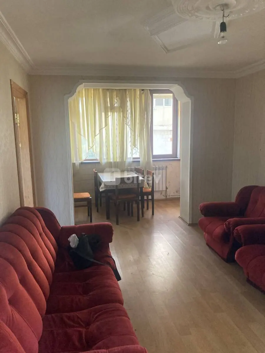 2 otaqlı mənzil, 8-ci kilometr q., Qara Qarayev pr., Nizami rayonu — şəkil 1