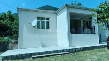 5 otaqlı ev / villa, Qax, Qax r.