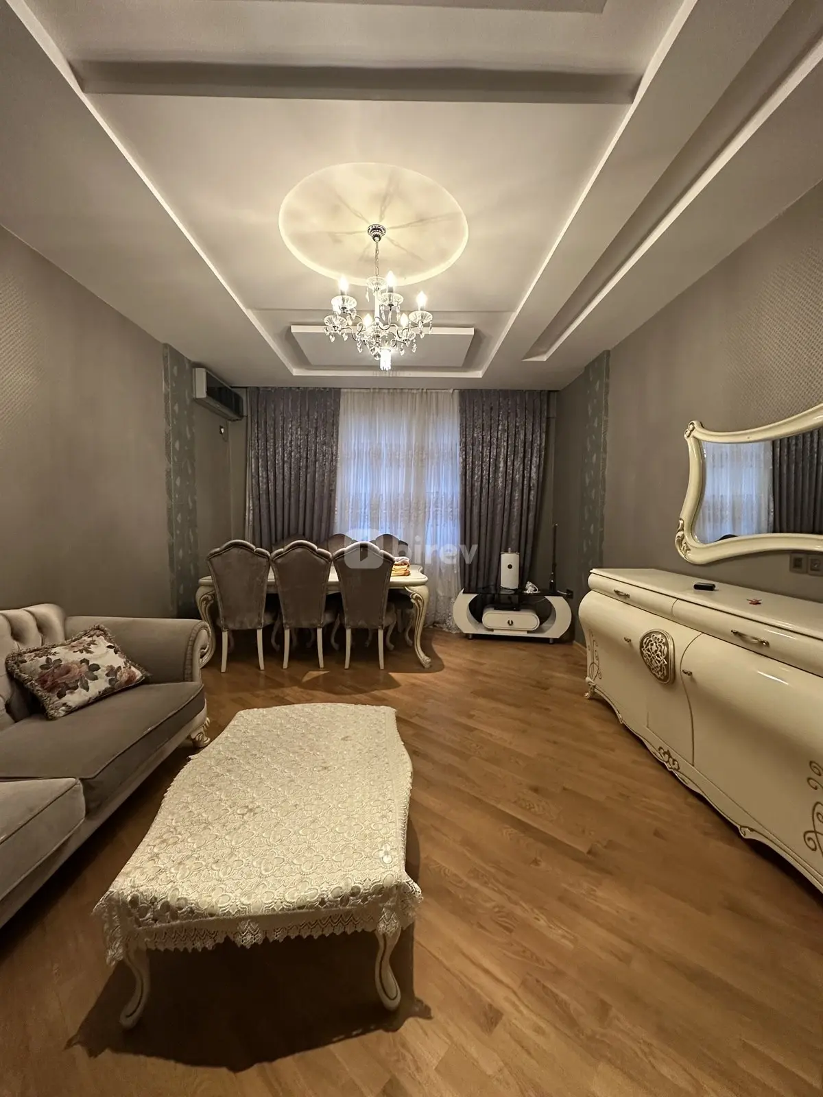 3 otaqlı mənzil, Abşeron rayonu, İstiqlaliyyət küçəsi, Bakı şəhəri — şəkil 1