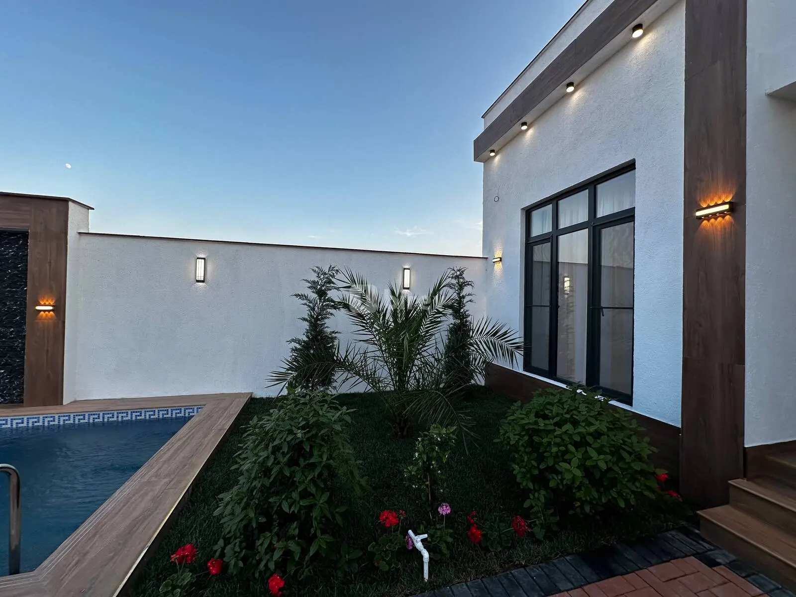 4 otaqlı ev / villa, Şüvəlan q., Şüvəlan Qəsəbəsi, Xəzər rayonu — şəkil 3