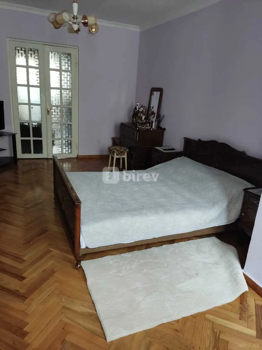 3 otaqlı mənzil, Yasamal rayonu, Əbdürrəhim bəy Haqverdiyev küçəsi, Bakı şəhəri — şəkil 1
