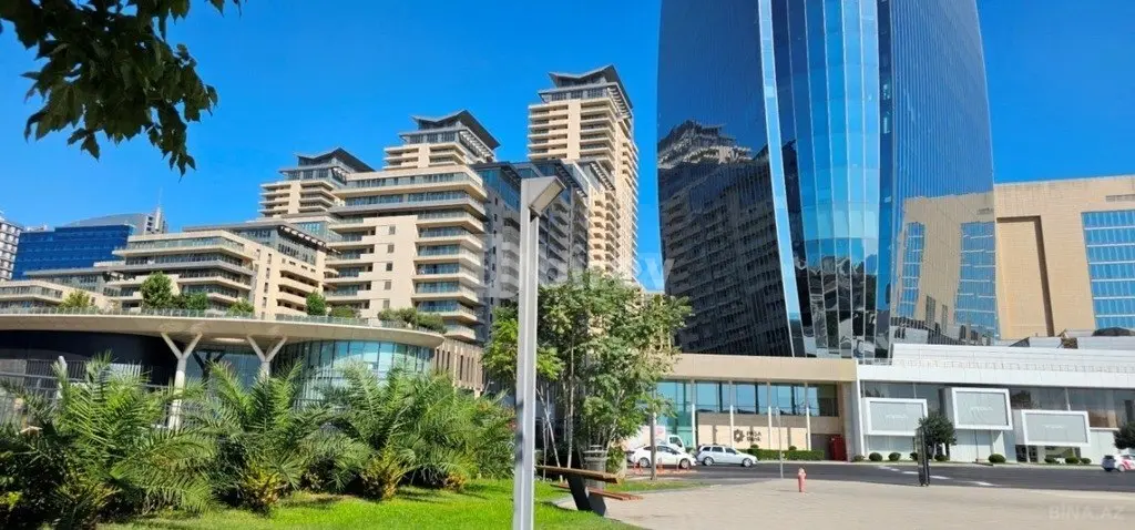 4 otaqlı mənzil, Nəsimi rayonu, Neftçilər pr., Bakı şəhəri — şəkil 2