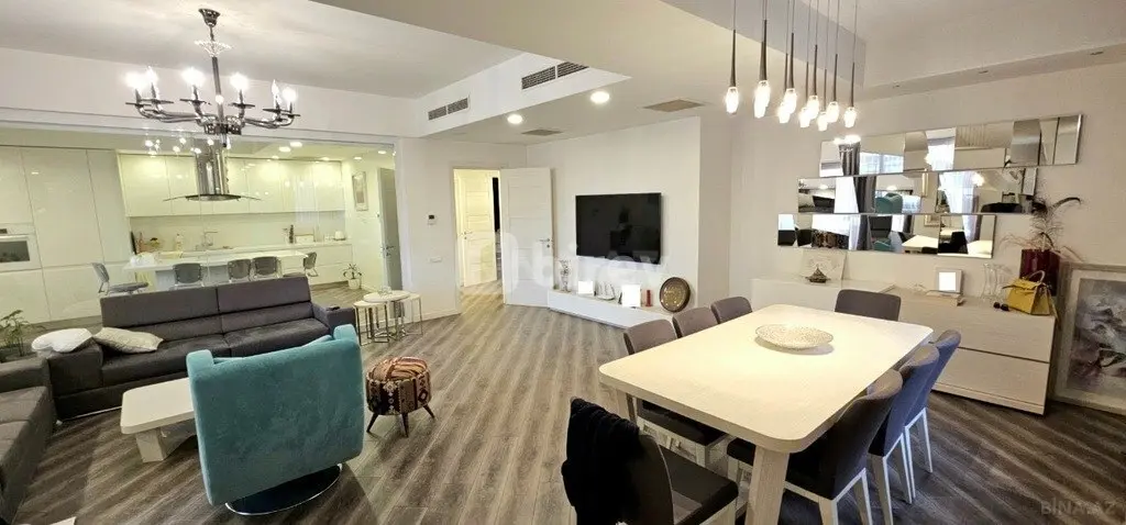 4 otaqlı mənzil, Nəsimi rayonu, Neftçilər pr., Bakı şəhəri — şəkil 4