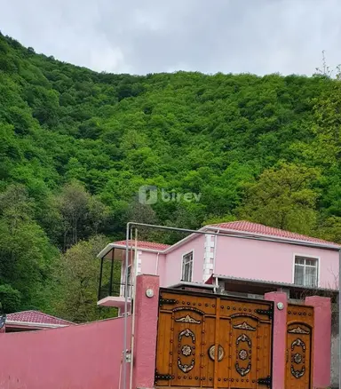 6 otaqlı ev / villa, Qax, Qax r.