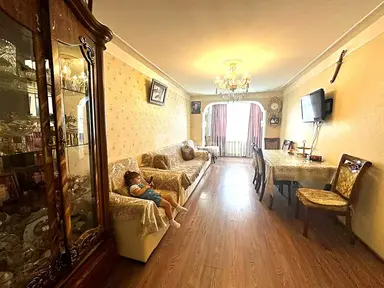 4 otaqlı mənzil, 8-ci kilometr q.