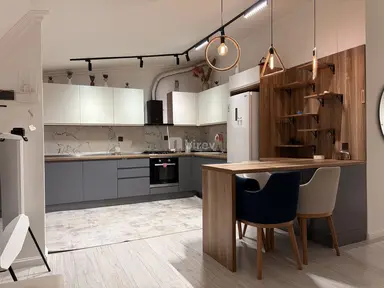 2 otaqlı mənzil, 8-ci kilometr q.