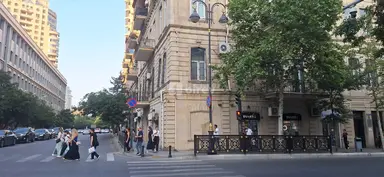 3 otaqlı mənzil, Nəsimi rayonu, 28 May m.