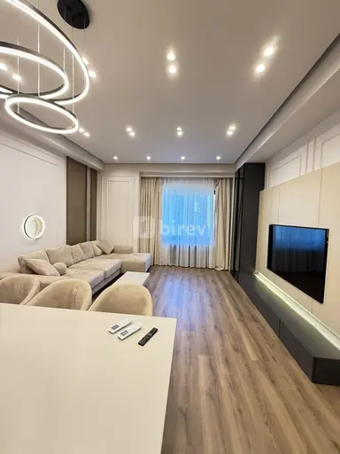 3 otaqlı mənzil, Ağ şəhər q.