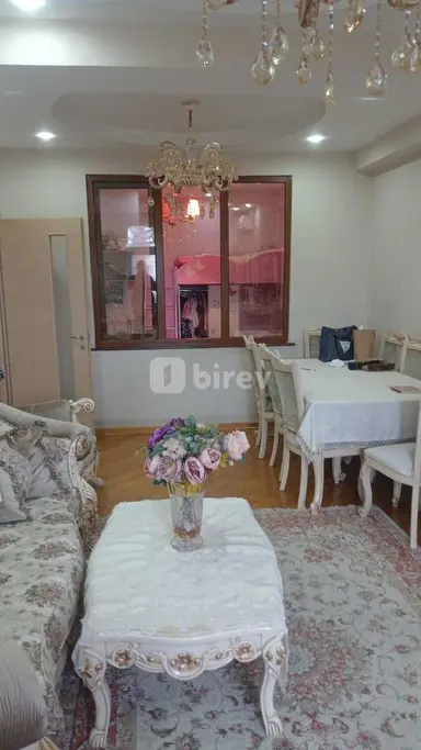 3 otaqlı mənzil, Binəqədi rayonu, Memar Əcəmi m.