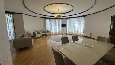 5 otaqlı mənzil, Nəsimi rayonu, Nizami m.
