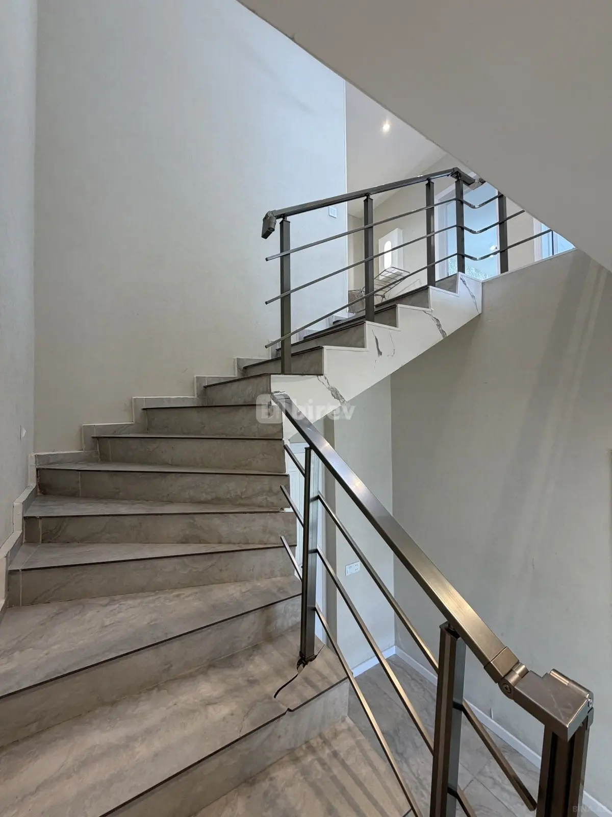 4 otaqlı həyət evi, Şüvəlan q., Şüvəlan qəsəbəsi, Xəzər rayonu — şəkil 9