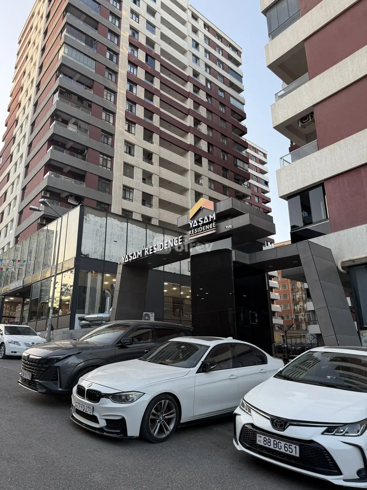 3 otaqlı mənzil, 5-ci mikrorayon, 20 yanvar küç., Nəsimi rayonu — şəkil 1
