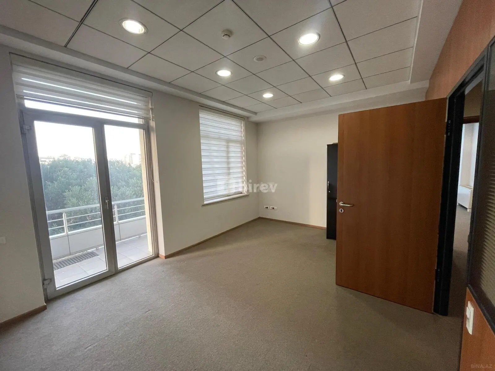 Ofis, Yasamal rayonu, Cəfər Cabbarlı küçəsi, Bakı şəhəri — şəkil 5