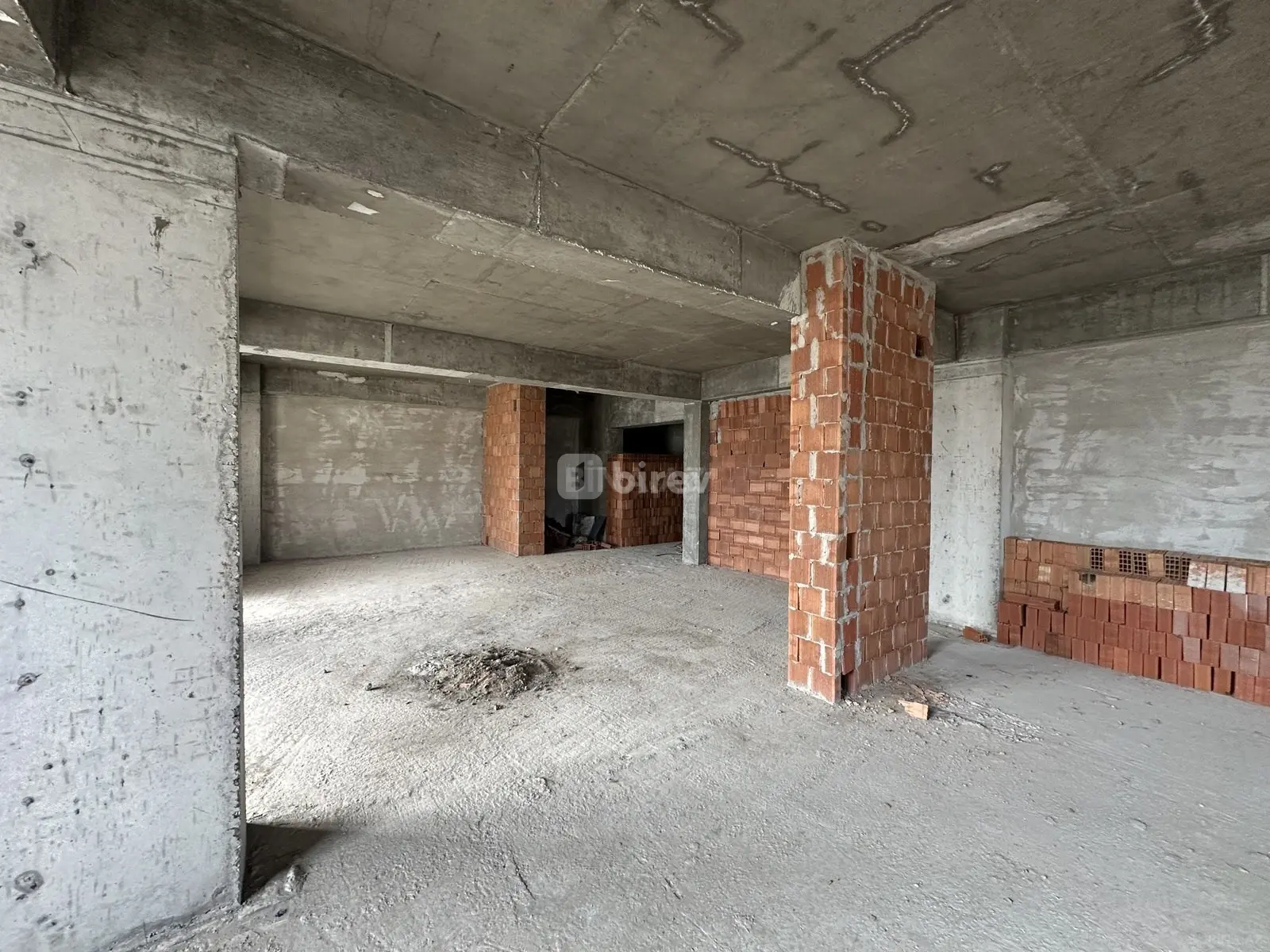 4 otaqlı mənzil, Xətai rayonu, 8 Noyabr prospekti., Bakı şəhəri — şəkil 2