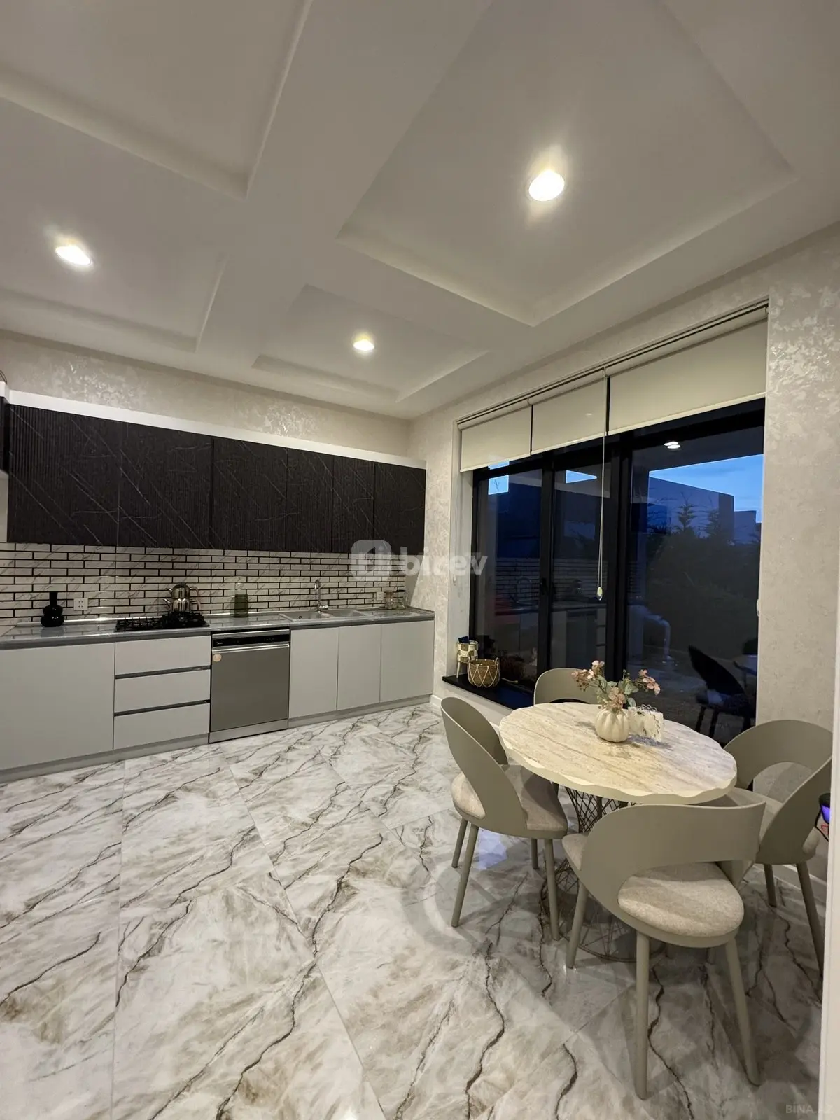 4 otaqlı həyət evi, Şüvəlan q., Almaz İldırım k., Xəzər rayonu — şəkil 28