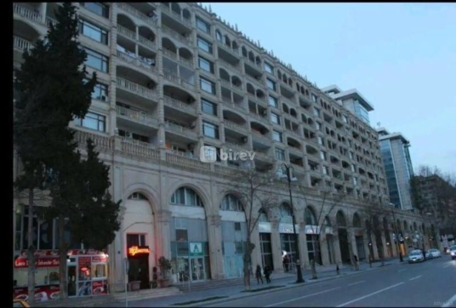 3 otaqlı mənzil, Səbail rayonu, Puşkin küçəsi, Bakı şəhəri — şəkil 2