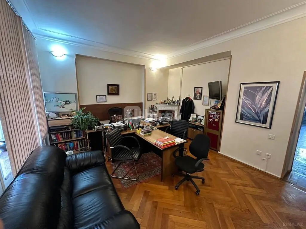 3 otaqlı mənzil, Nəsimi rayonu, yлицa Toлctoгo, Bakı şəhəri — şəkil 9