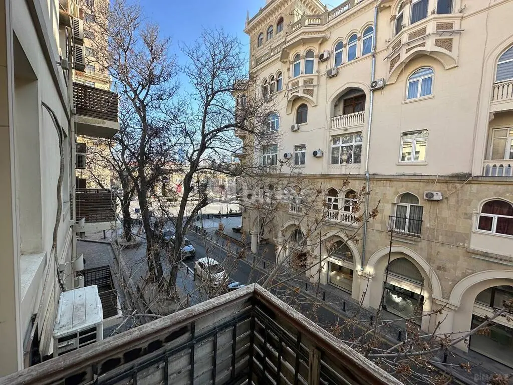 3 otaqlı mənzil, Nəsimi rayonu, yлицa Toлctoгo, Bakı şəhəri — şəkil 19