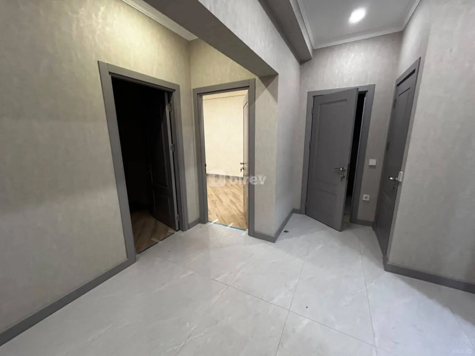 2 otaqlı mənzil, 7-ci mikrorayon, West Town yaşayış kompleksi, Binəqədi rayonu — şəkil 10