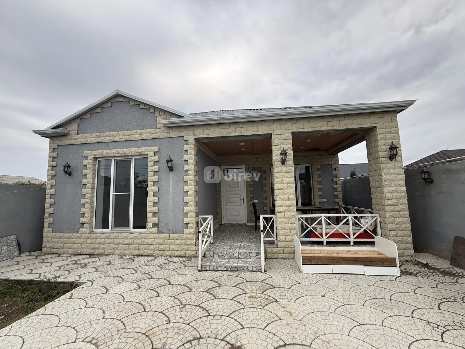 4 otaqlı həyət evi, Buzovna q., Buzovna qəsəbəsi, Xəzər rayonu — şəkil 1