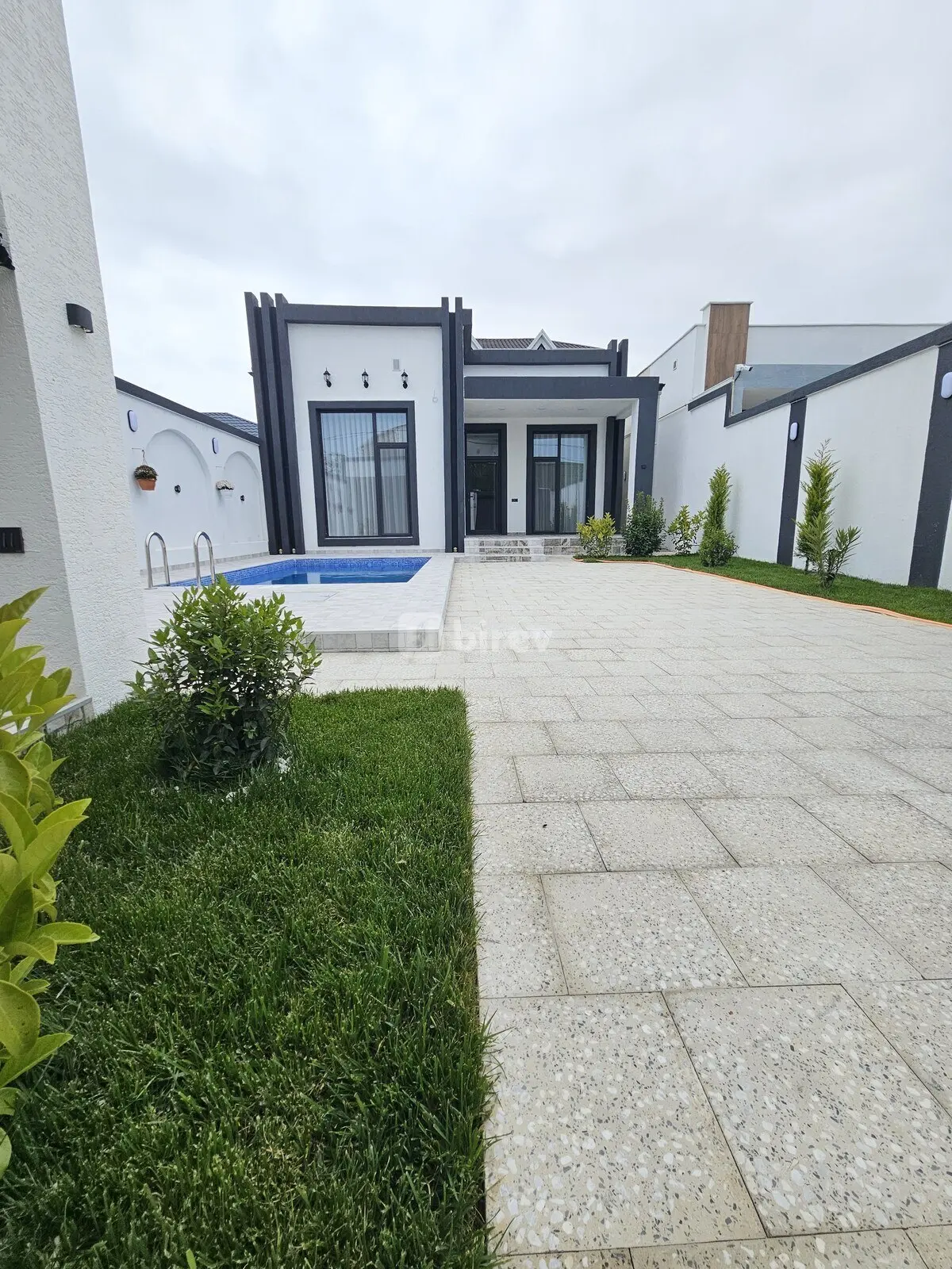4 otaqlı həyət evi, Şüvəlan q., Şüvəlan qəsəbəsi, Xəzər rayonu — şəkil 1