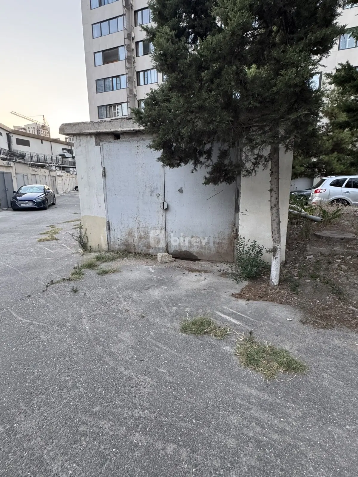 Qaraj, Ağ şəhər q., Ağ şəhər., Xətai rayonu — şəkil 1