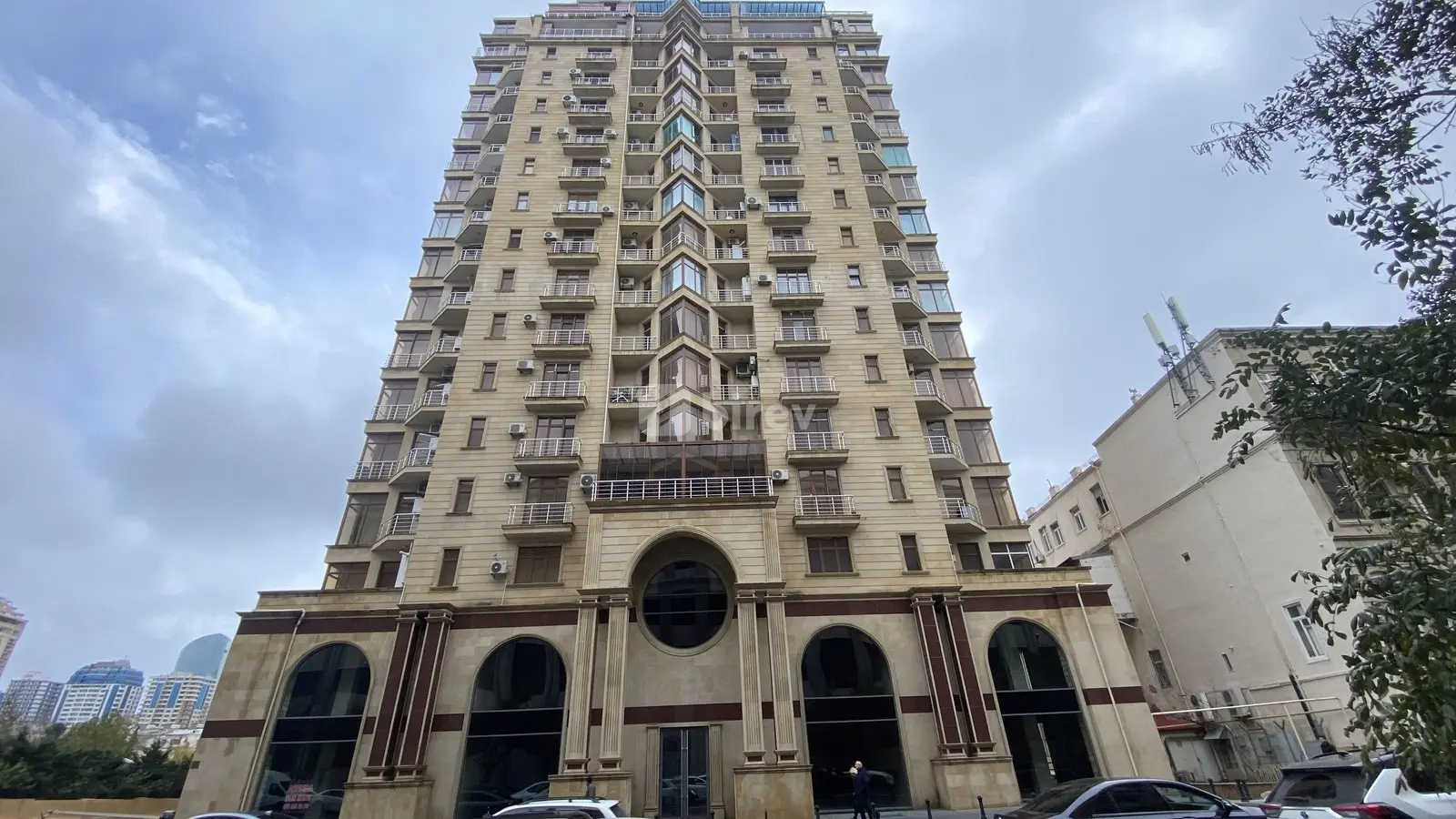 4 otaqlı mənzil, Nəsimi rayonu, Azadlıq prospekti, Bakı şəhəri — şəkil 25
