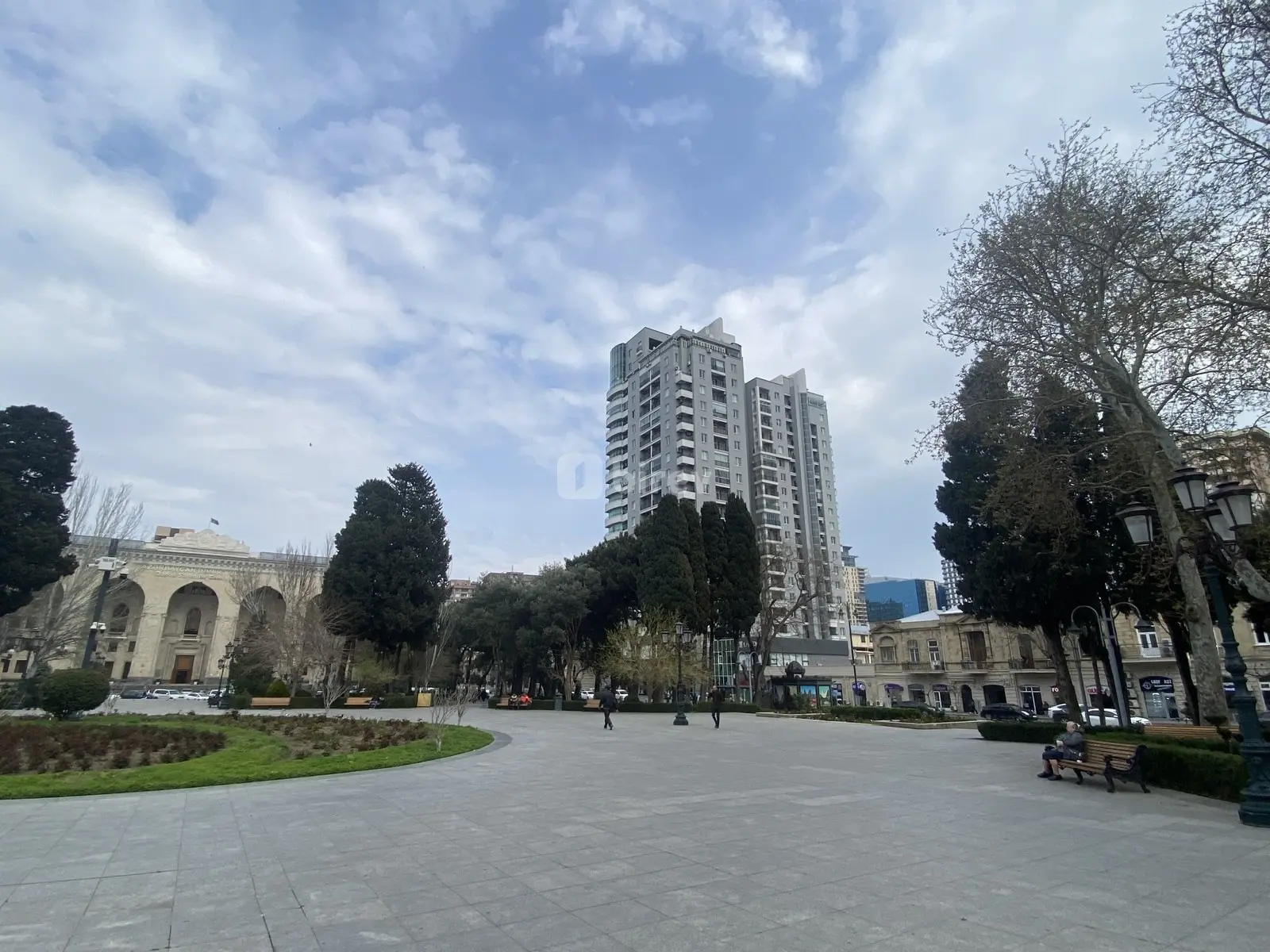 4 otaqlı mənzil, Nəsimi rayonu, 28 may küçəsi, Bakı şəhəri — şəkil 2