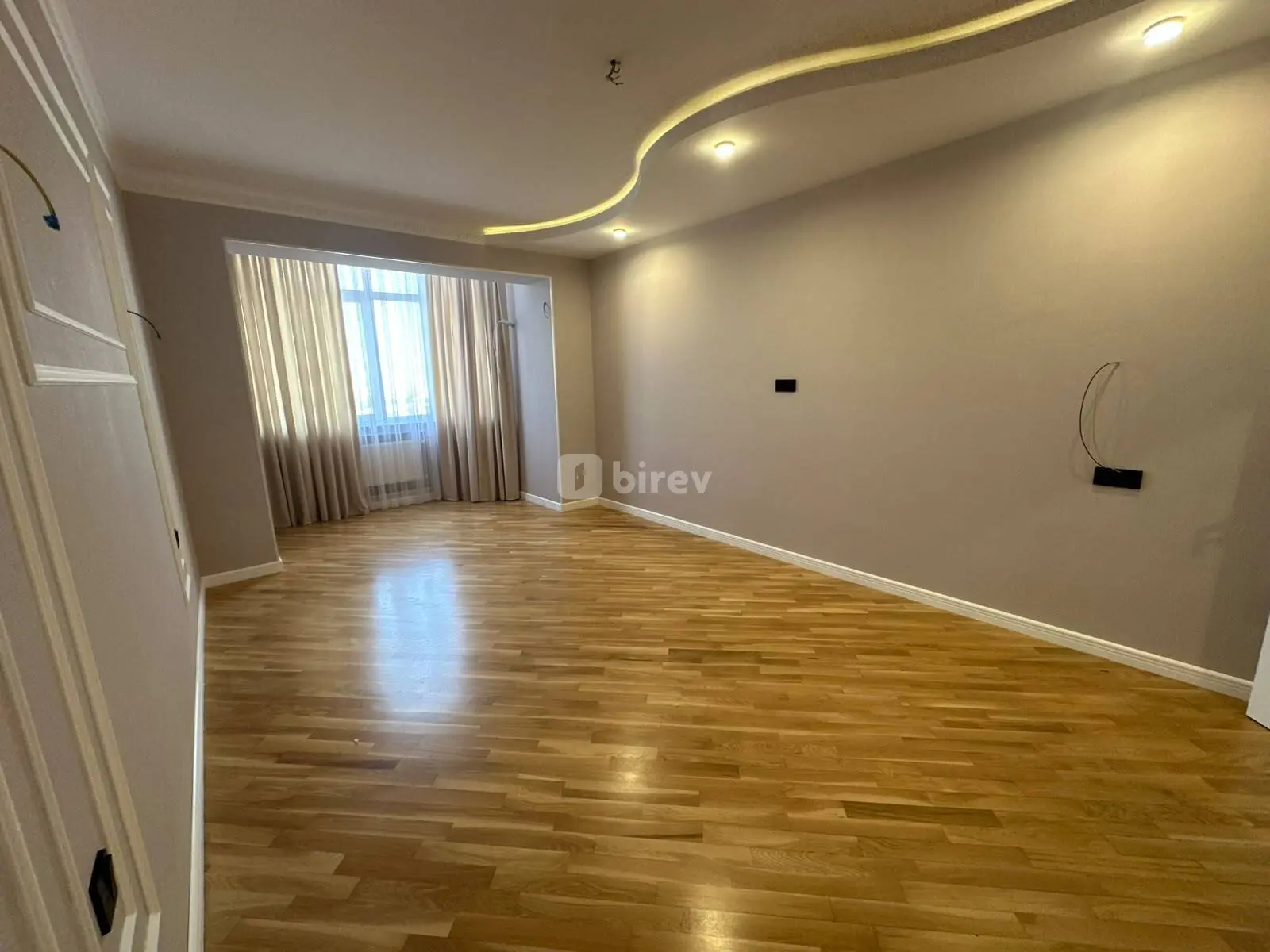 4 otaqlı mənzil, Nəsimi rayonu, Azər Əliyev küç., Bakı şəhəri — şəkil 3