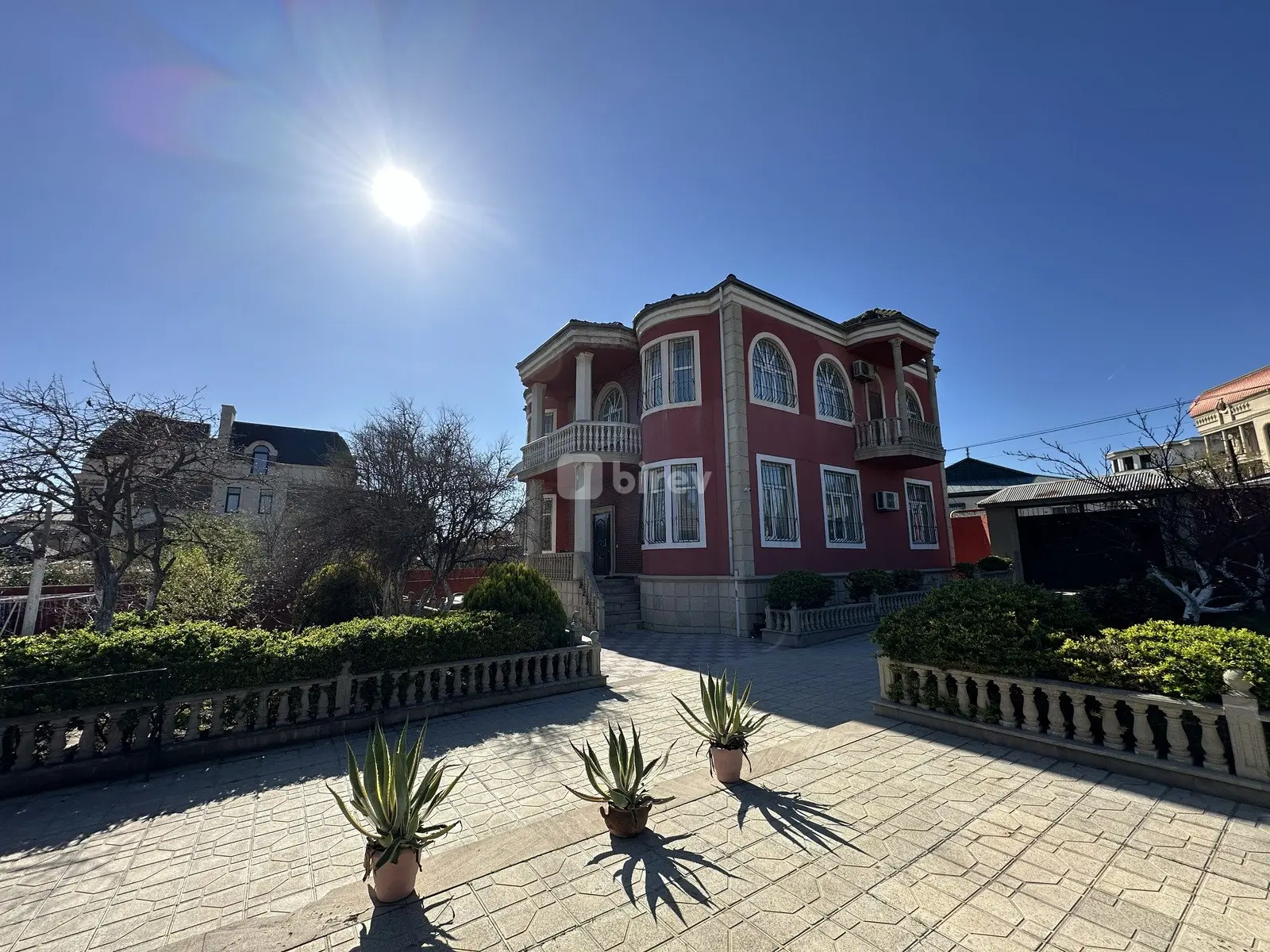 6 otaqlı həyət evi, Xətai rayonu, İlham Məmmədov k., Bakı şəhəri — şəkil 1