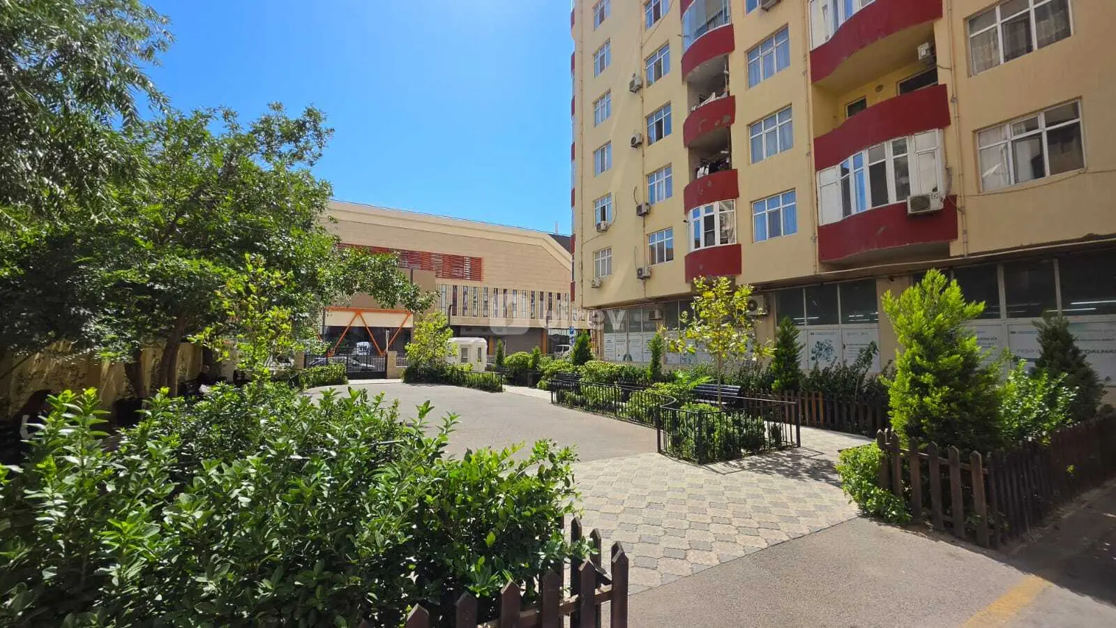 4 otaqlı mənzil, Nizami rayonu, Naxçıvanski küçəsi, Bakı şəhəri — şəkil 6