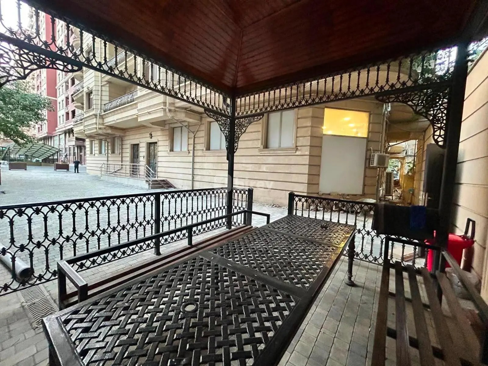 5 otaqlı mənzil, Nəsimi rayonu, Azadlıq pr., Bakı şəhəri — şəkil 17