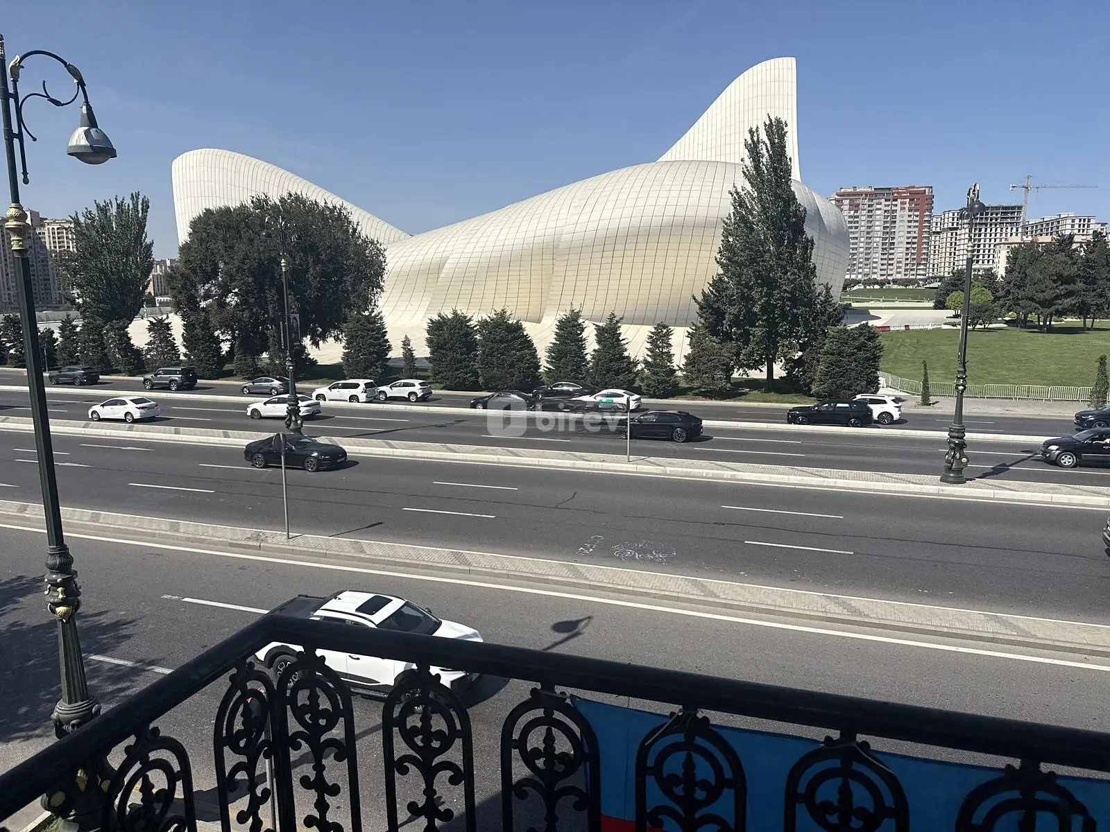 3 otaqlı mənzil, Nərimanov rayonu, Heydər Əliyev prospekti, Bakı şəhəri — şəkil 1