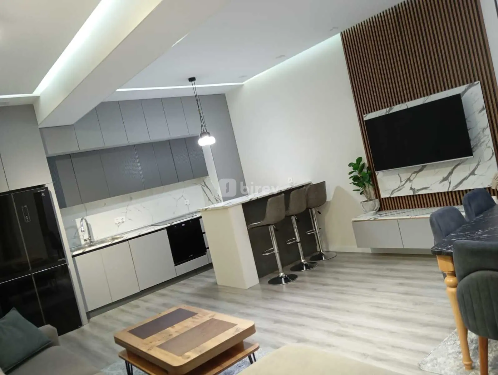 2 otaqlı mənzil, Nəsimi rayonu, Azadlıq prospekti, Bakı şəhəri — şəkil 1