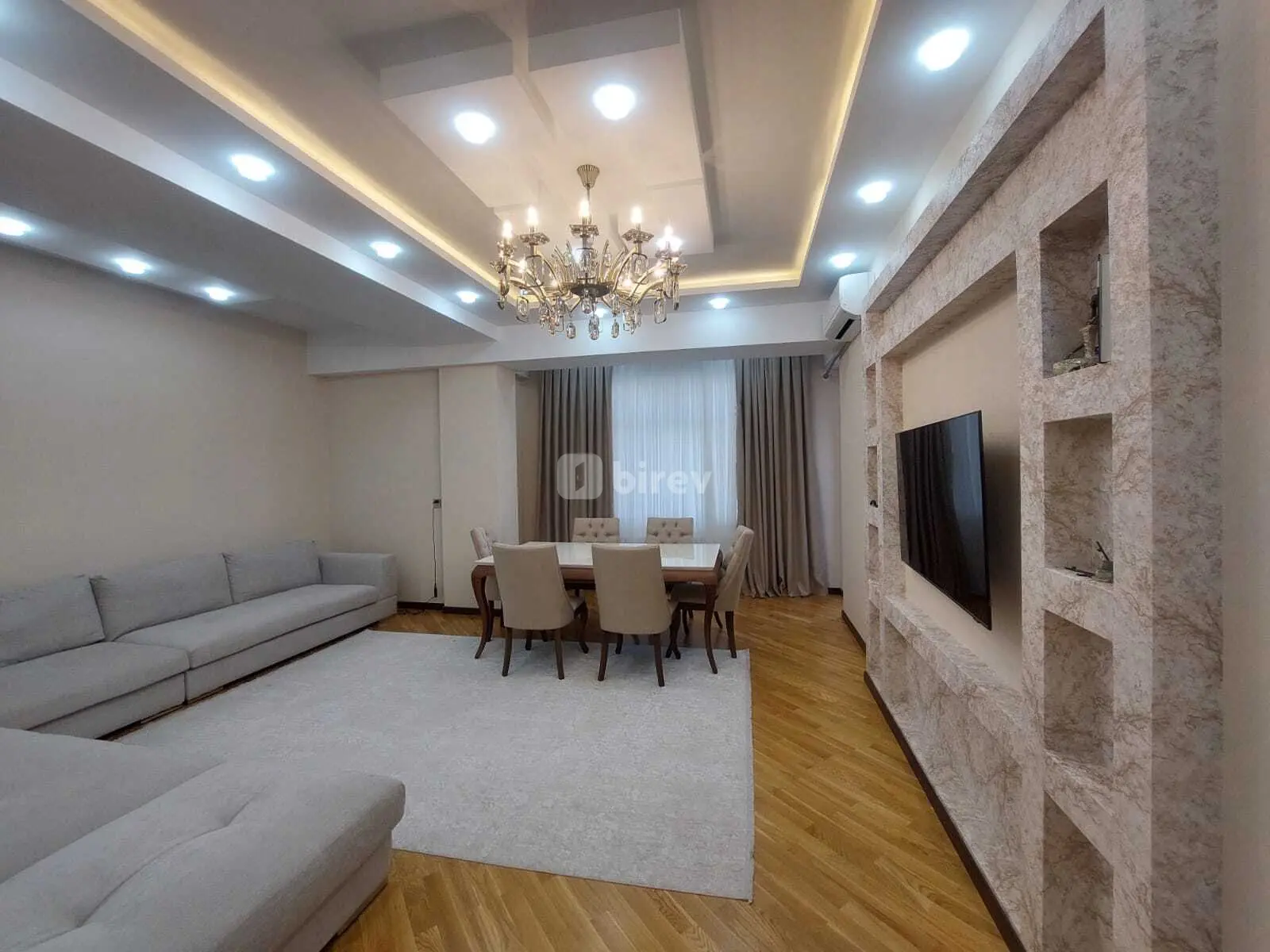 4 otaqlı mənzil, Nəsimi rayonu, Hüseynbala Əliyev küç., Bakı şəhəri — şəkil 1