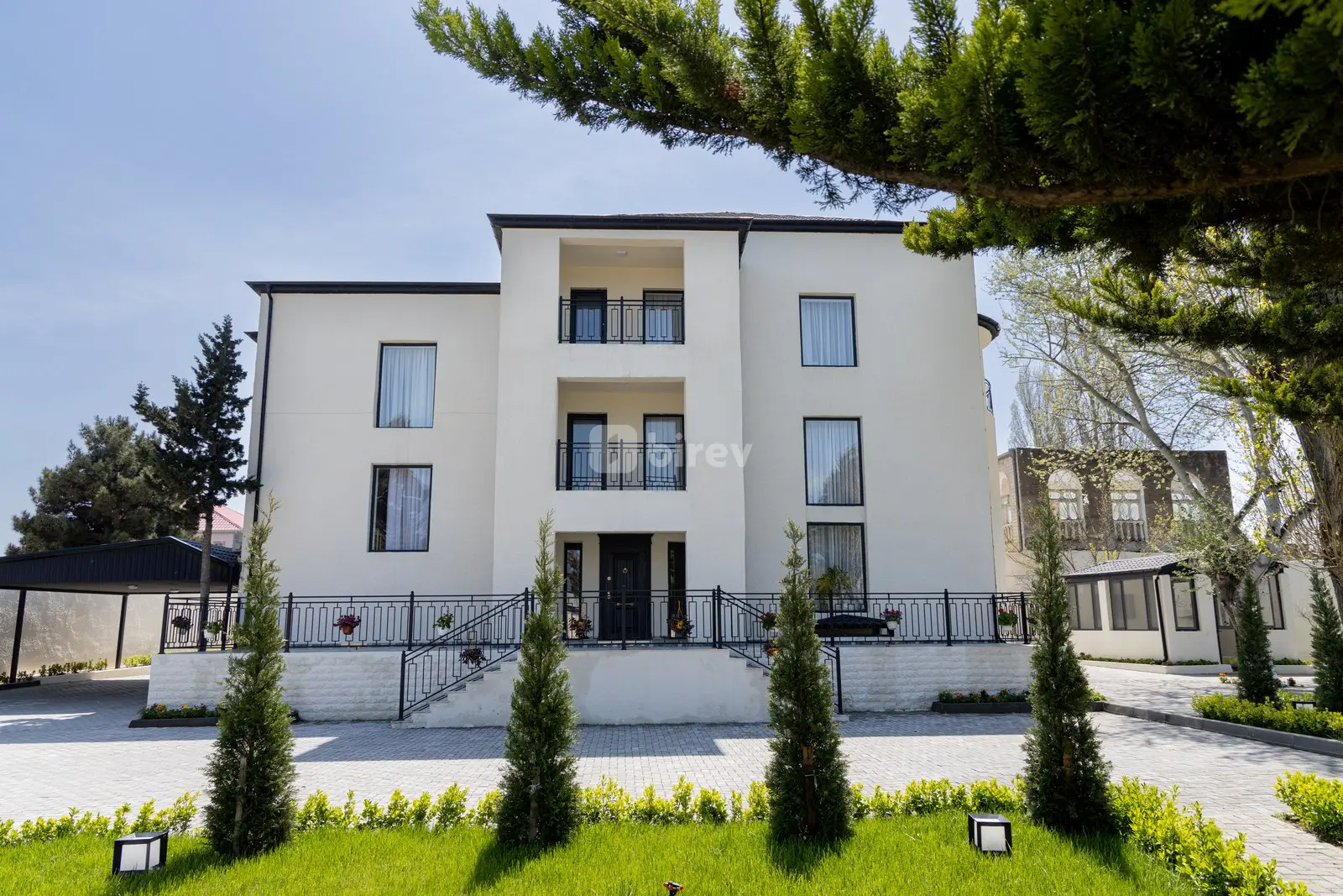 10 otaqlı həyət evi, Novxanı q., Novxanı qəs., 384 a., Abşeron rayonu — şəkil 1