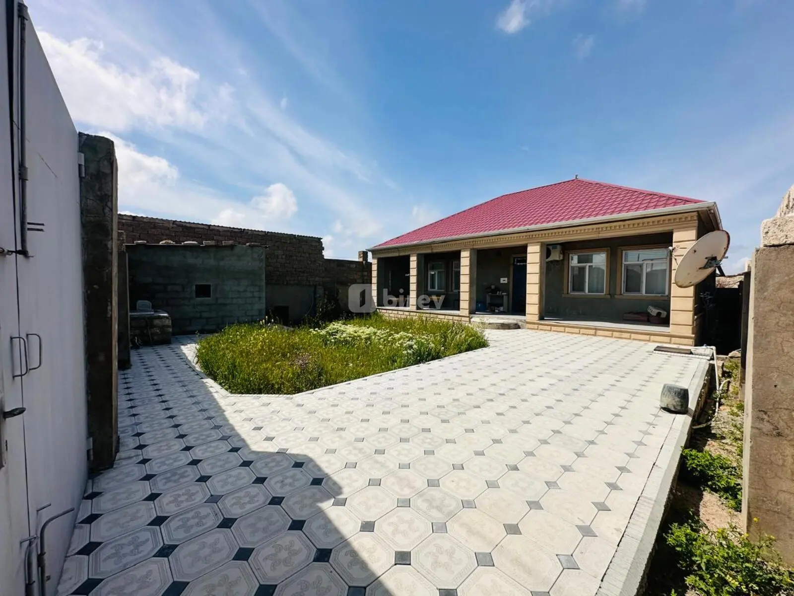 3 otaqlı həyət evi, Buzovna q., Buzovna qəsəbəsi, Xəzər rayonu — şəkil 1