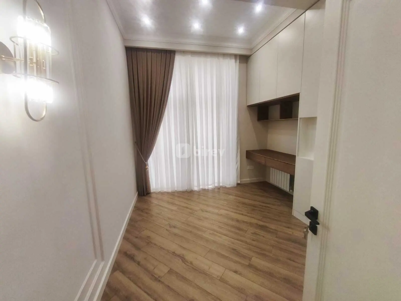 4 otaqlı mənzil, Nəsimi rayonu, Azadlıq prospekti, Bakı şəhəri — şəkil 15