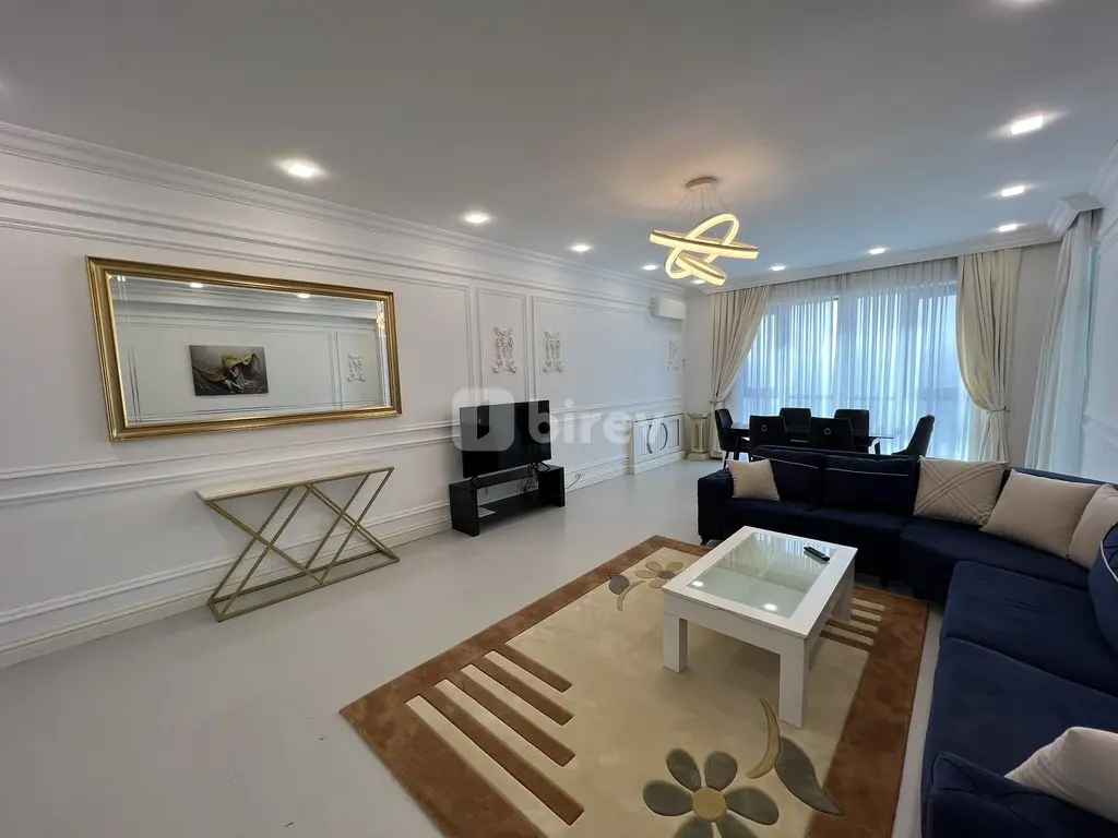 4 otaqlı mənzil, Xətai rayonu, 8 Noyabr pr.15, Bakı şəhəri — şəkil 2