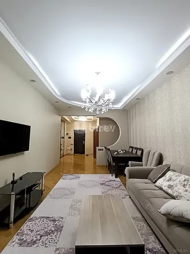 3 otaqlı mənzil, 8-ci kilometr q.