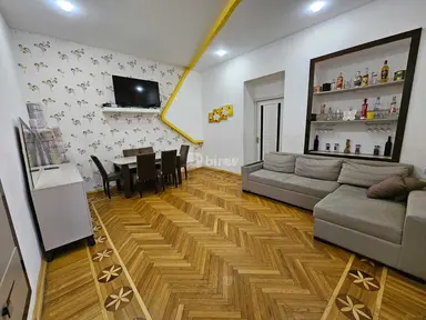 4 otaqlı həyət evi, Gəncə şəhəri, Gəncə ş.