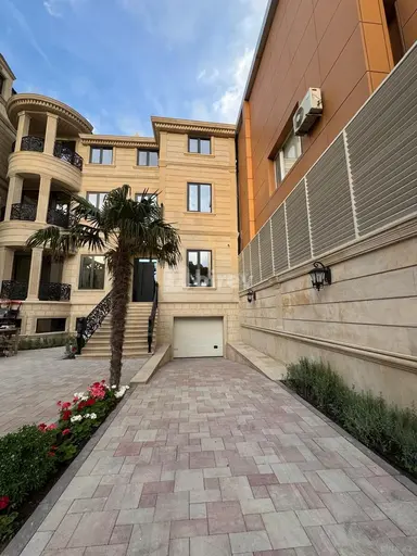 8 otaqlı həyət evi, Yasamal rayonu, Elmlər Akademiyası m.
