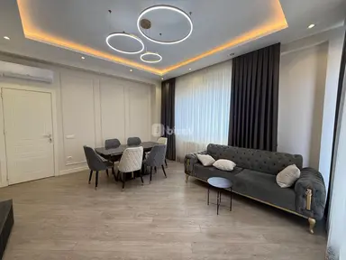 3 otaqlı mənzil, Ağ şəhər q.