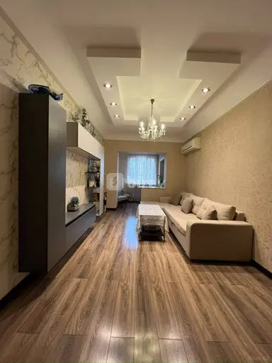 4 otaqlı mənzil, 7-ci mikrorayon