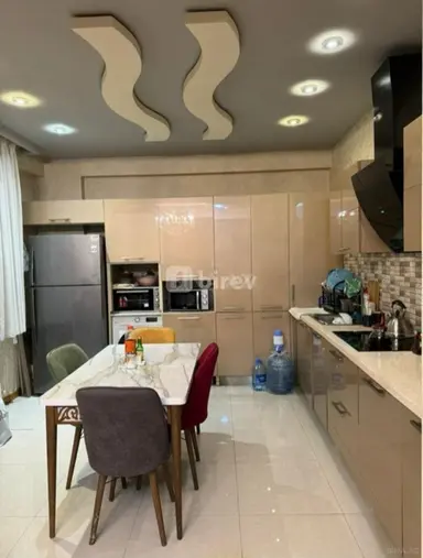 3 otaqlı mənzil, Yasamal rayonu, İnşaatçılar m.