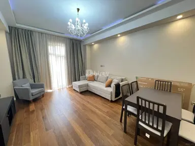 4 otaqlı mənzil, Ağ şəhər q.
