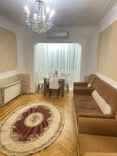 2 otaqlı mənzil, 8-ci mikrorayon