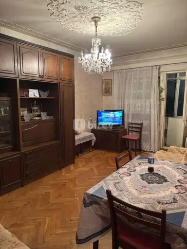 3 otaqlı mənzil, 8-ci mikrorayon