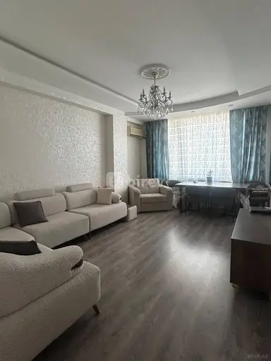 3 otaqlı mənzil, 8-ci mikrorayon